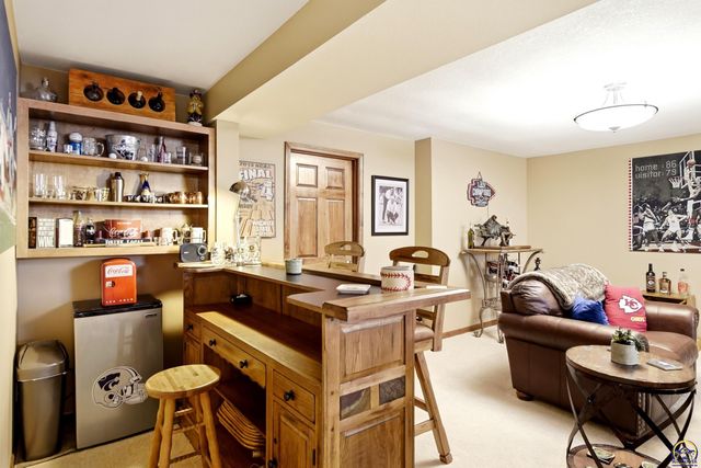 3108 SW Staffordshire RD, Topeka, KS 66614