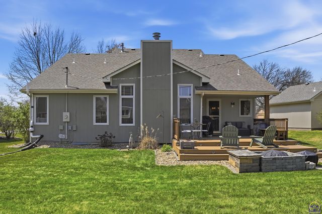 3108 SW Staffordshire RD, Topeka, KS 66614