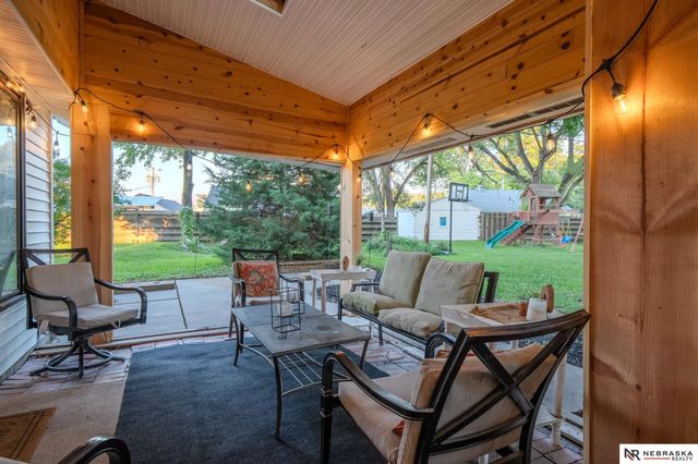 2154 Hickory Lane, Fremont, NE 68025