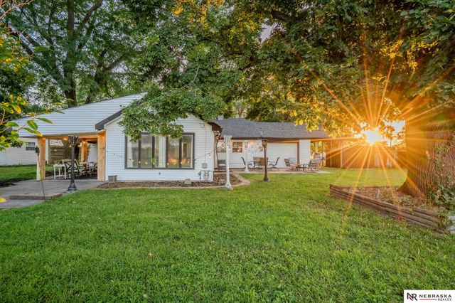 2154 Hickory Lane, Fremont, NE 68025