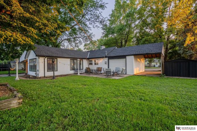 2154 Hickory Lane, Fremont, NE 68025