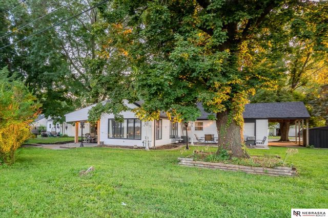 2154 Hickory Lane, Fremont, NE 68025