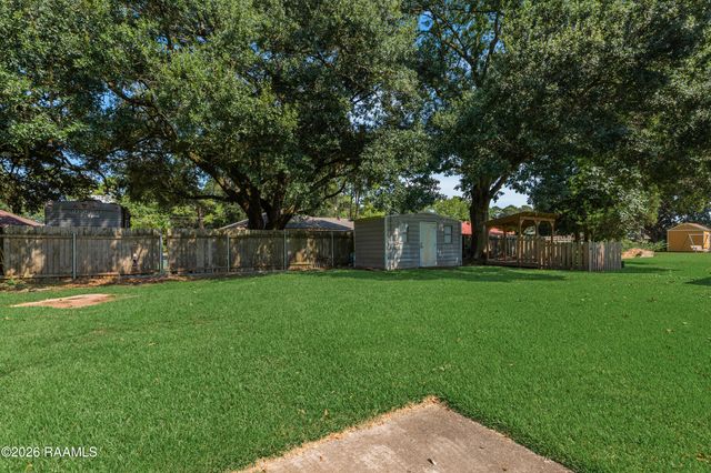 1608 Walnut Street, New Iberia, LA 70560