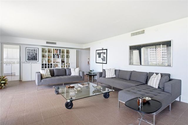 605 Ocean Dr 7L, Key Biscayne, FL 33149