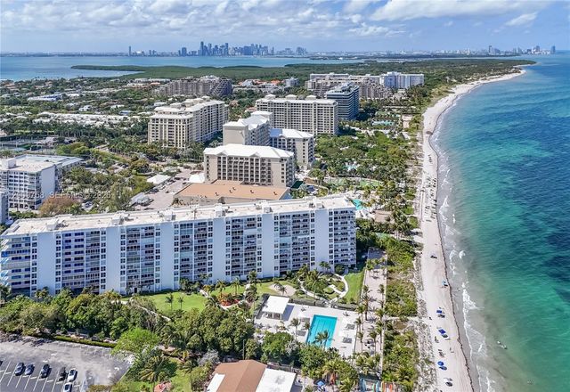 605 Ocean Dr 7L, Key Biscayne, FL 33149