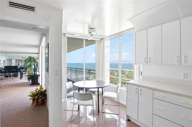 605 Ocean Dr 7L, Key Biscayne, FL 33149