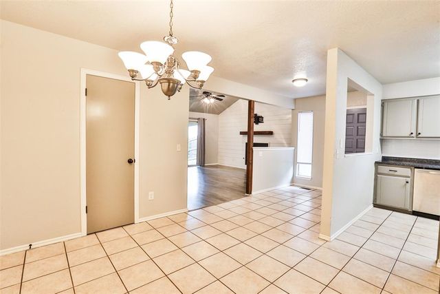 10119 Shadowridge Drive, Oklahoma City, OK 73159