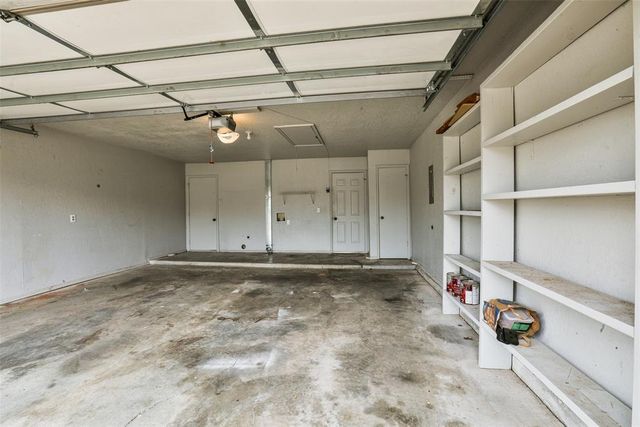10119 Shadowridge Drive, Oklahoma City, OK 73159