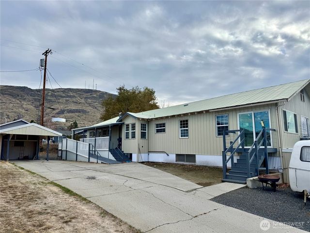 705 Spruce Street, Coulee Dam, WA 99116