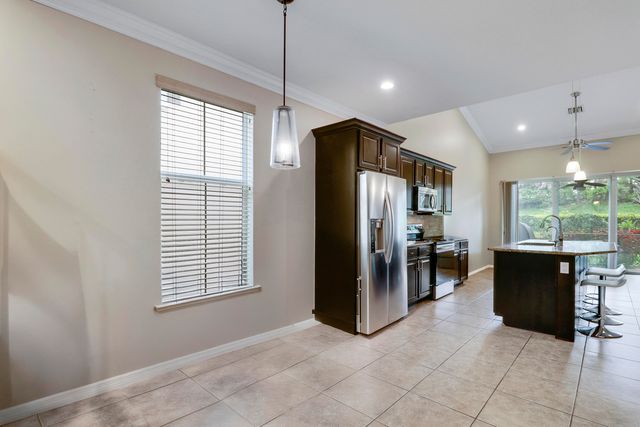 4541 Mediterranean Circle, Palm Beach Gardens, FL 33418