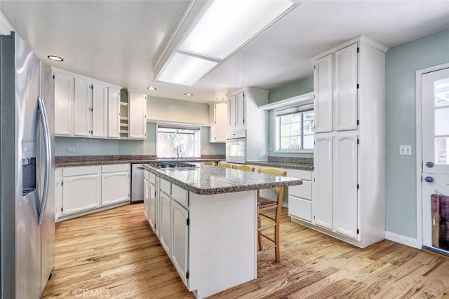 7700 Isis Avenue, Los Angeles, CA 90045