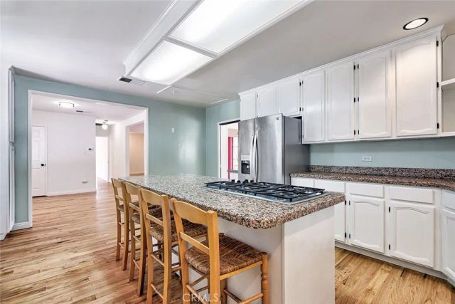 7700 Isis Avenue, Los Angeles, CA 90045