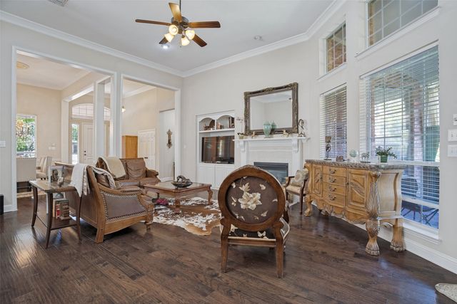 701 Crabapple Way, Mckinney, TX 75072