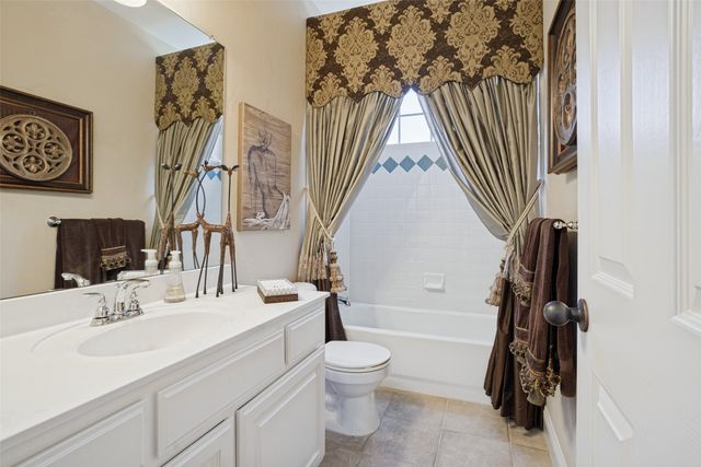 701 Crabapple Way, Mckinney, TX 75072