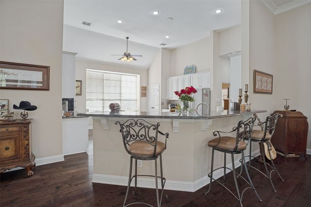 701 Crabapple Way, Mckinney, TX 75072