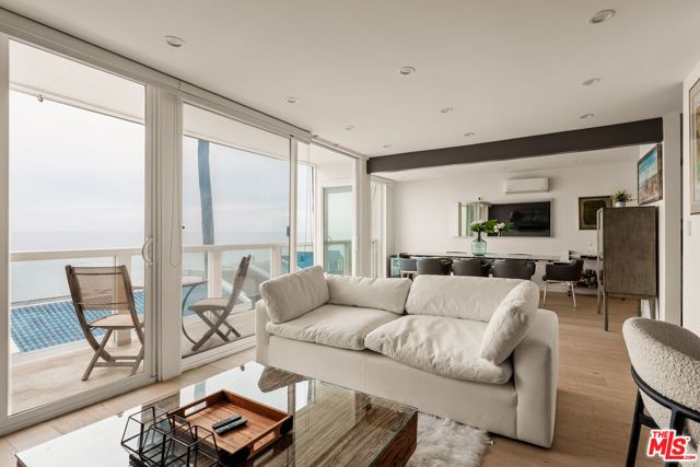 11918 Whitewater Lane, Malibu, CA 90265