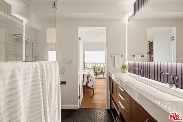 11918 Whitewater Lane, Malibu, CA 90265