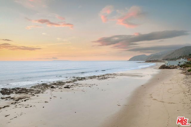 11918 Whitewater Lane, Malibu, CA 90265