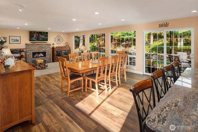 27426 208th Avenue SE, Maple Valley, WA 98038