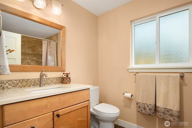 27426 208th Avenue SE, Maple Valley, WA 98038