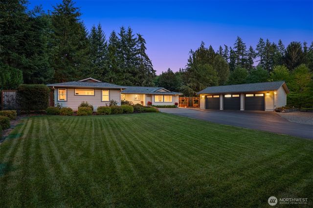 27426 208th Avenue SE, Maple Valley, WA 98038