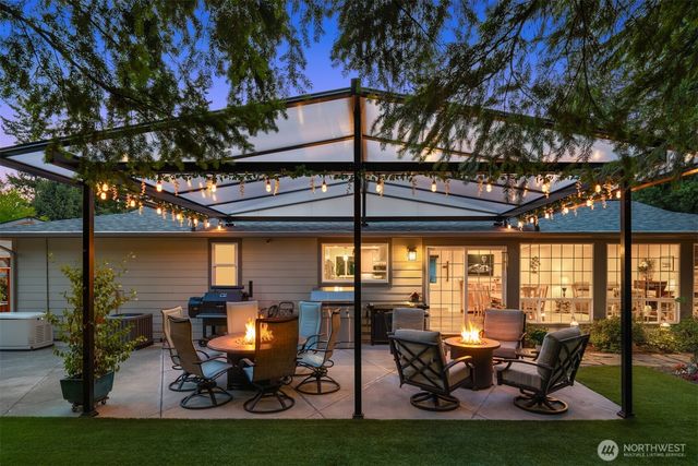 27426 208th Avenue SE, Maple Valley, WA 98038