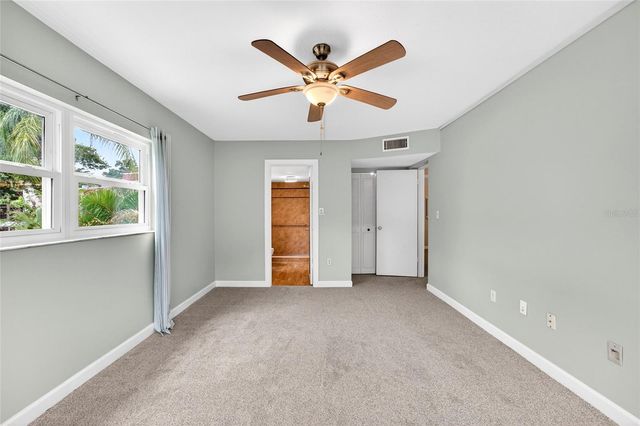 860 VIRGINIA STREET 211, Dunedin, FL 34698