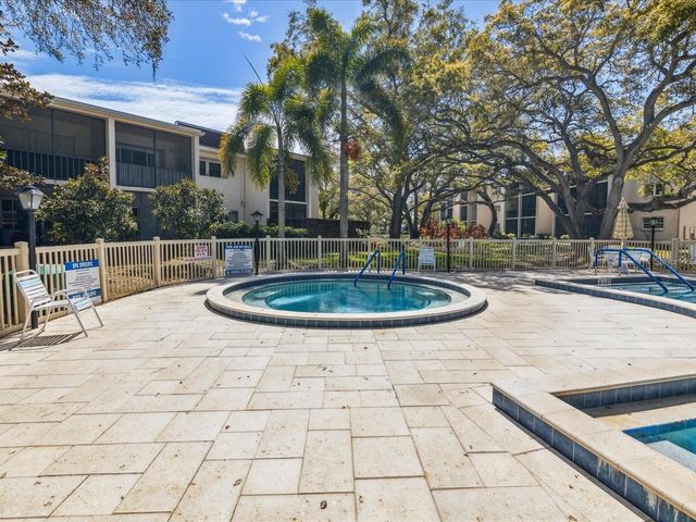 860 VIRGINIA STREET 211, Dunedin, FL 34698
