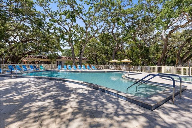 860 VIRGINIA STREET 211, Dunedin, FL 34698
