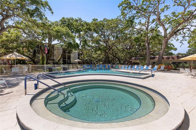 860 VIRGINIA STREET 211, Dunedin, FL 34698