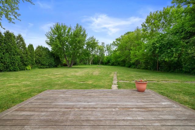 7828 W Puetz ROAD, Franklin, WI 53132