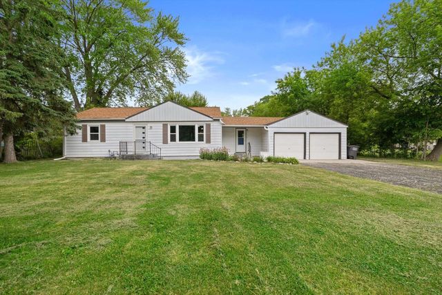 7828 W Puetz ROAD, Franklin, WI 53132