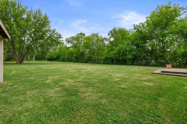 7828 W Puetz ROAD, Franklin, WI 53132