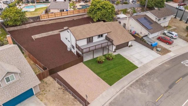 968 Highland Dr, Vista, CA 92083