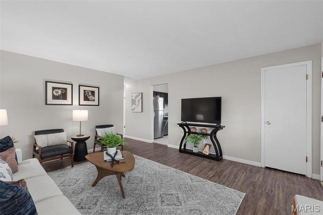 610 Superior Drive, Ferguson, MO 63135