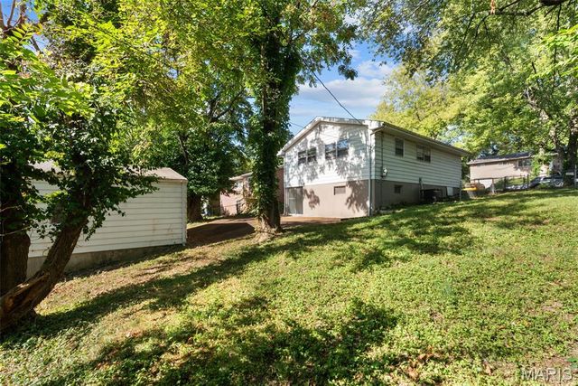610 Superior Drive, Ferguson, MO 63135