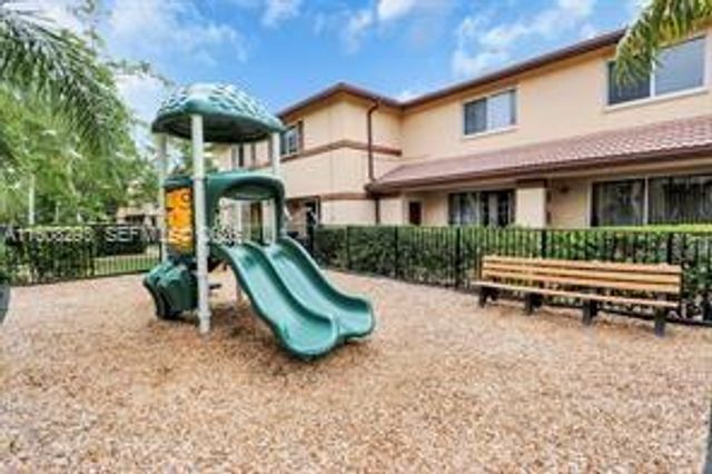 3556 Oleander Terrace 3556, Riviera Beach, FL 33404