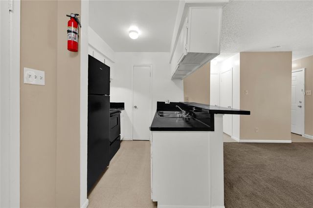 7211 Atwell 20, Houston, TX 77081