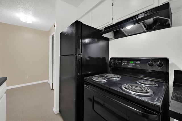 7211 Atwell 20, Houston, TX 77081