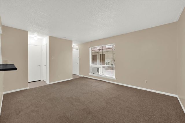 7211 Atwell 20, Houston, TX 77081