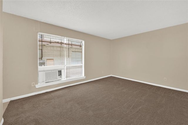 7211 Atwell 20, Houston, TX 77081