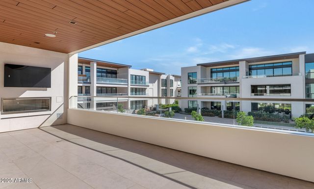 6587 N PALMERAIE Boulevard 2007, Paradise Valley, AZ 85253