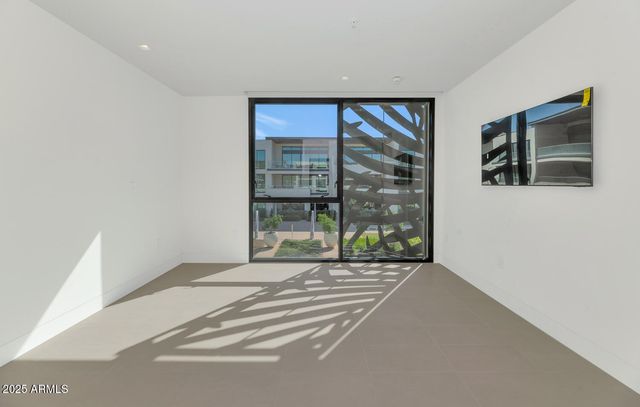 6587 N PALMERAIE Boulevard 2007, Paradise Valley, AZ 85253