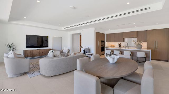 6587 N PALMERAIE Boulevard 2007, Paradise Valley, AZ 85253