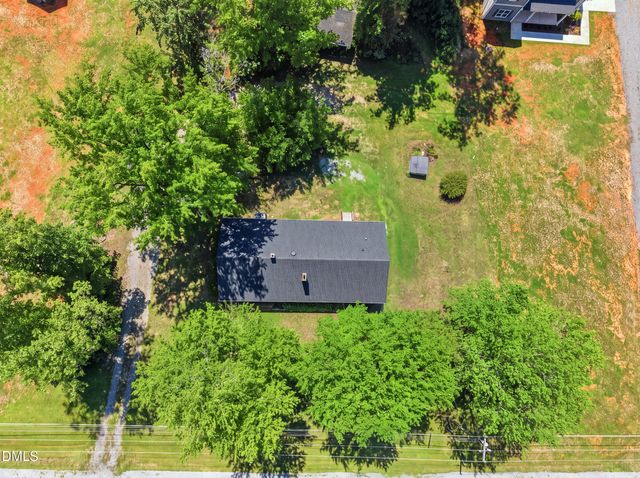 3048 Nc-62, Liberty, NC 27298