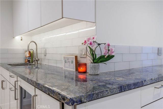 417 E Balboa Boulevard, Newport Beach, CA 92661