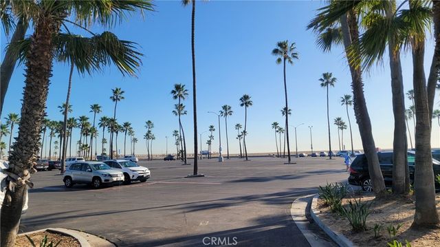 417 E Balboa Boulevard, Newport Beach, CA 92661