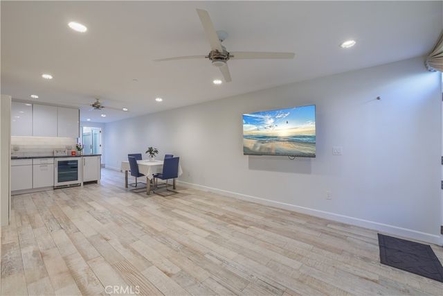 417 E Balboa Boulevard, Newport Beach, CA 92661