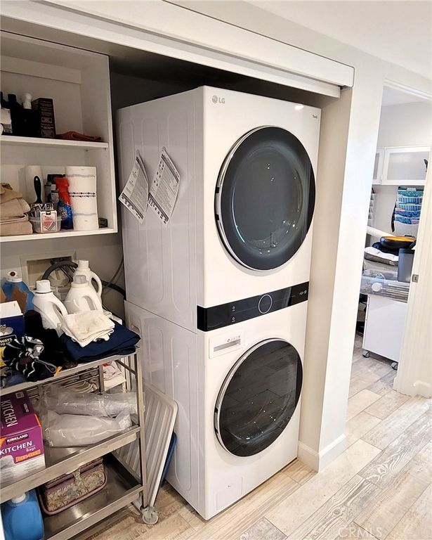 Image 57 of property listing at 417 E Balboa Boulevard, Newport Beach, CA 92661