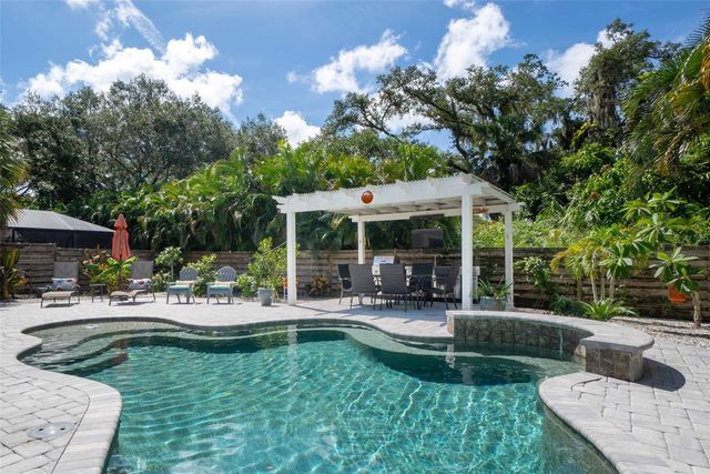 680 41ST STREET, Sarasota, FL 34234